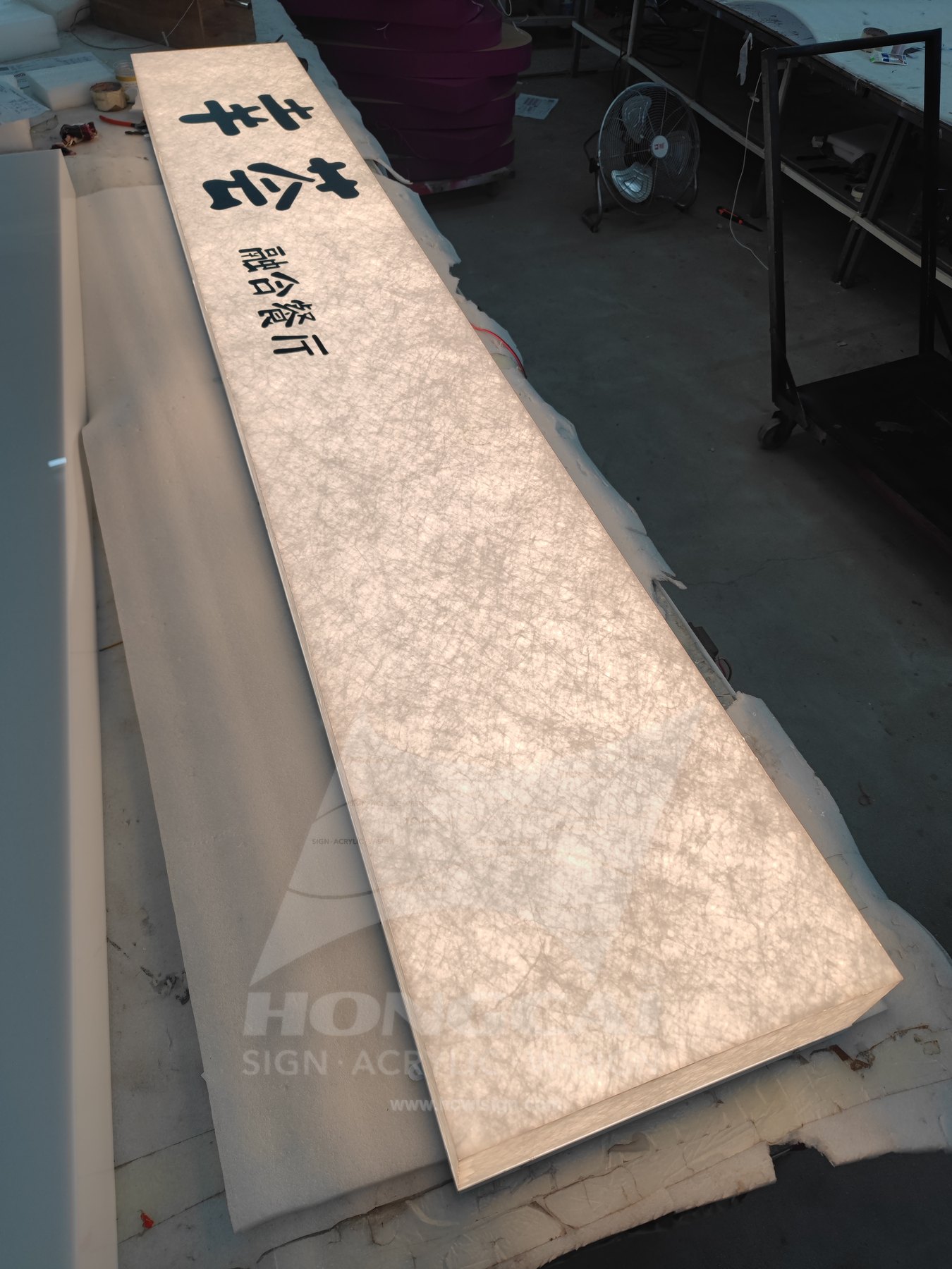 Acrylic Light Boxes Case 05 2