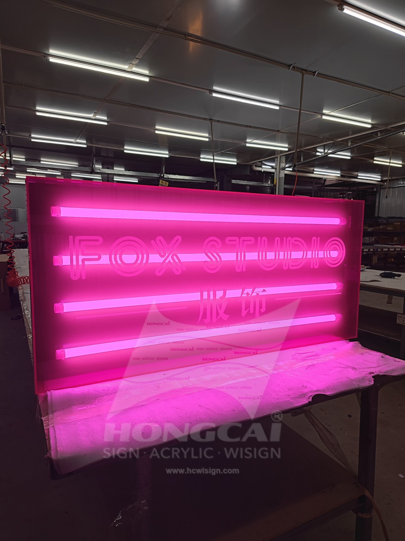 Acrylic Light Boxes Case 14