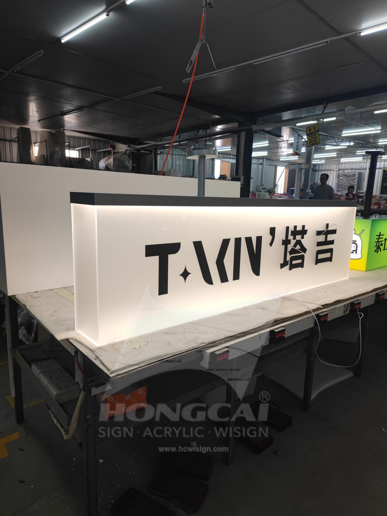 Acrylic Light Boxes Case 18 2