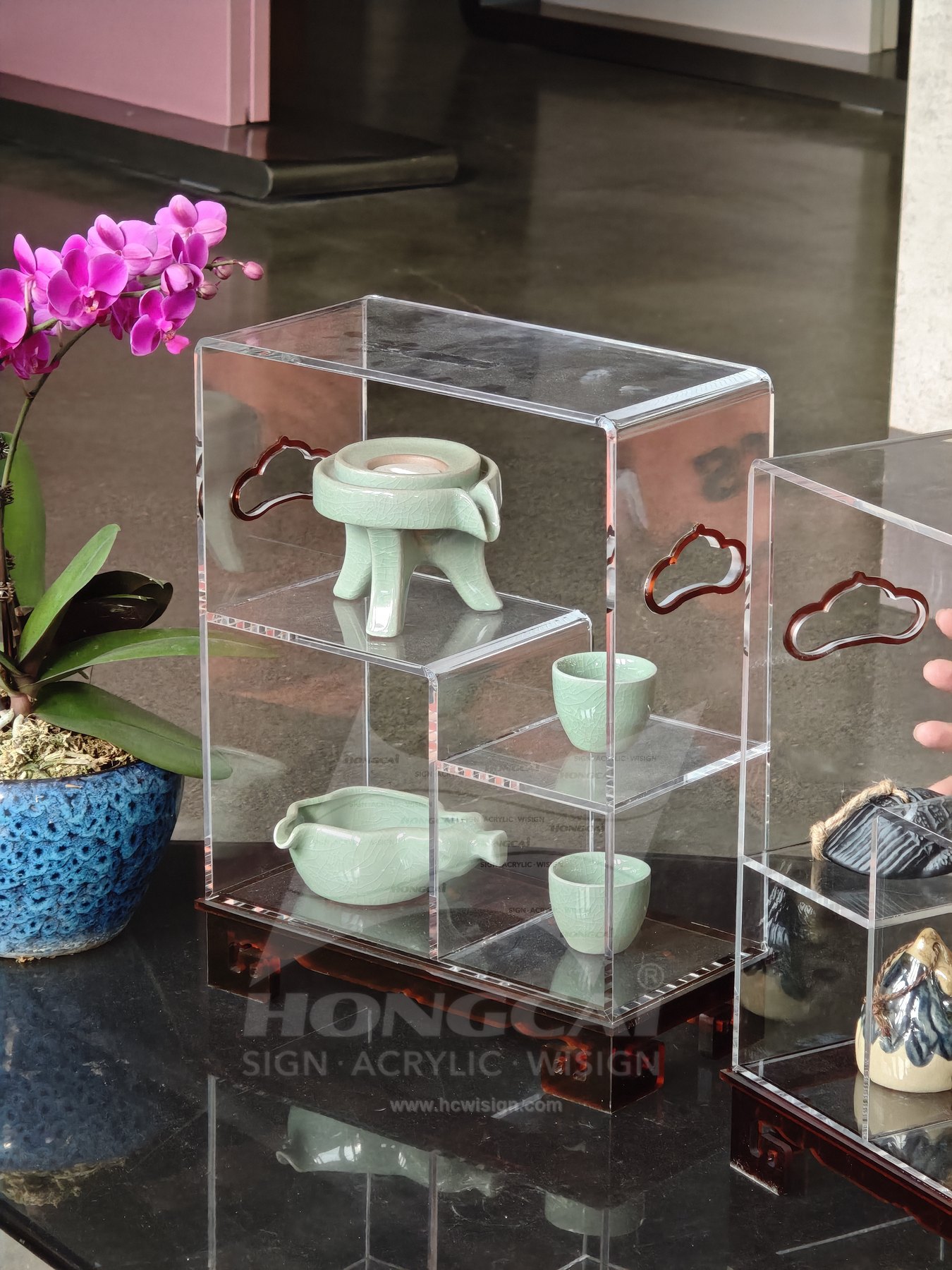 Acrylic Products Case 05 2