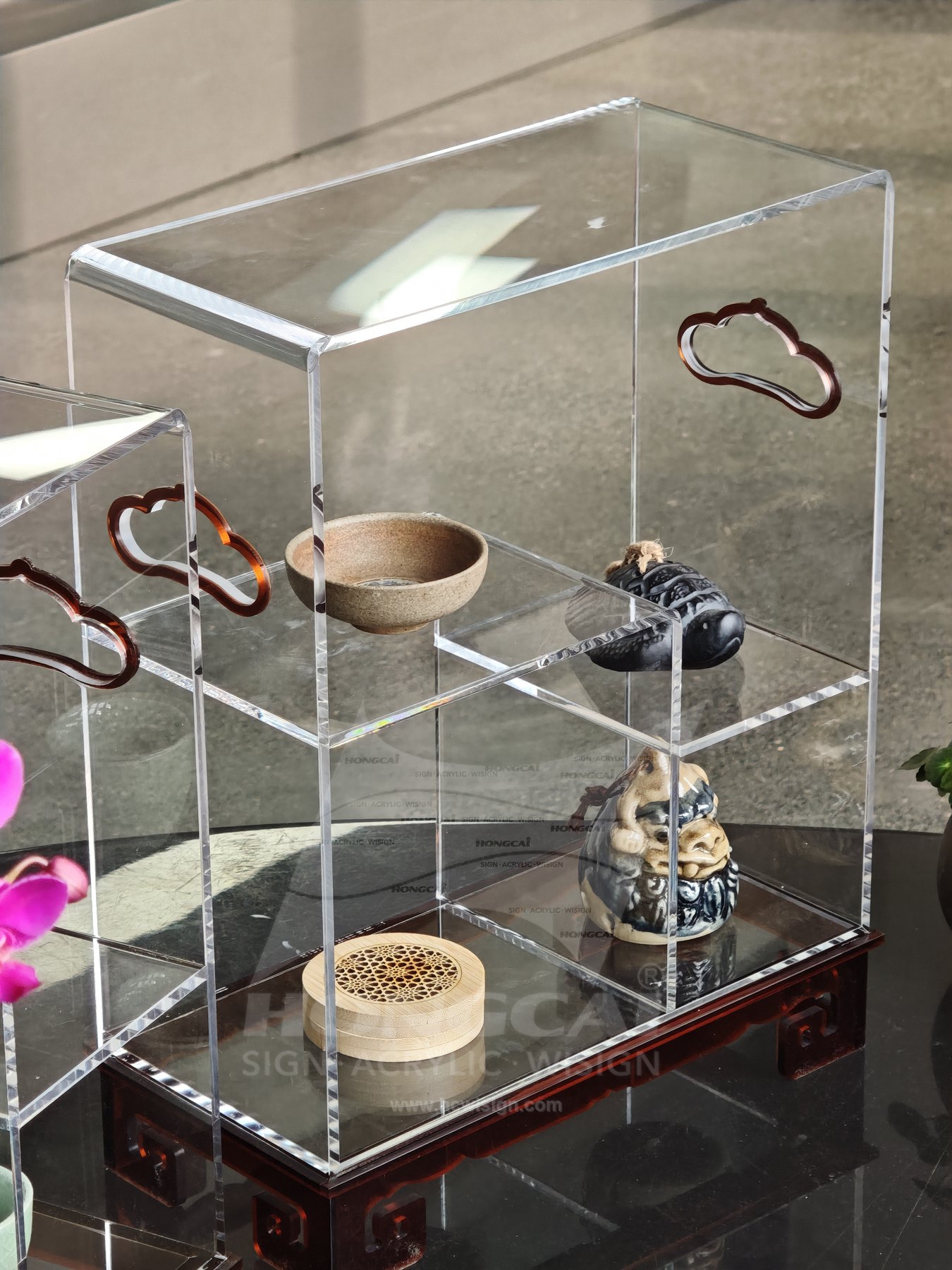 Acrylic Products Case 05 3