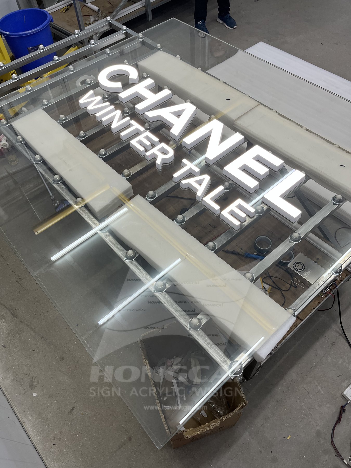 16Chanel 4