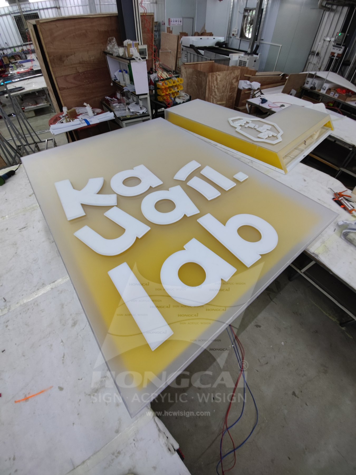 Creative Light Boxes Case 09 3