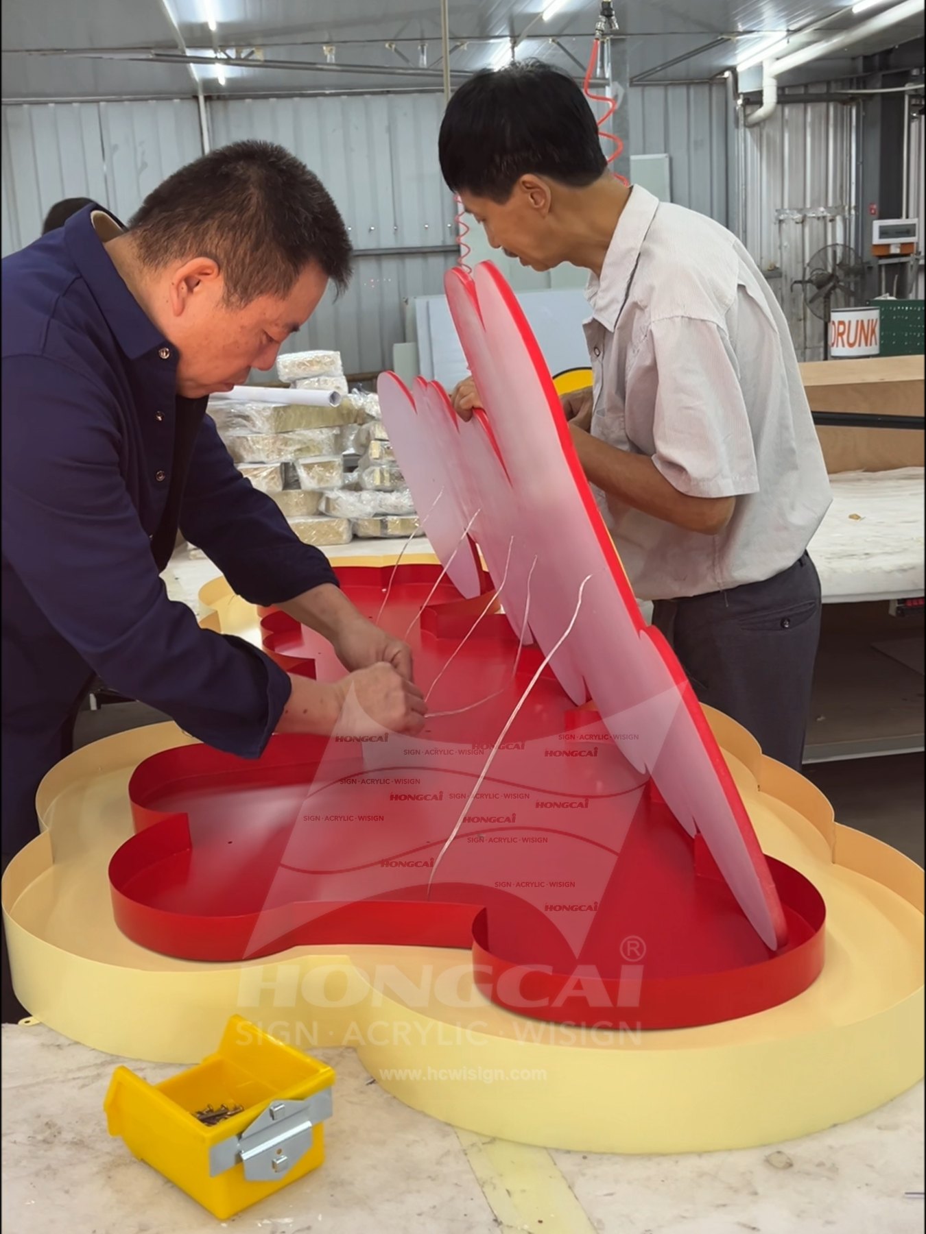 Creative Signage Case 21 3