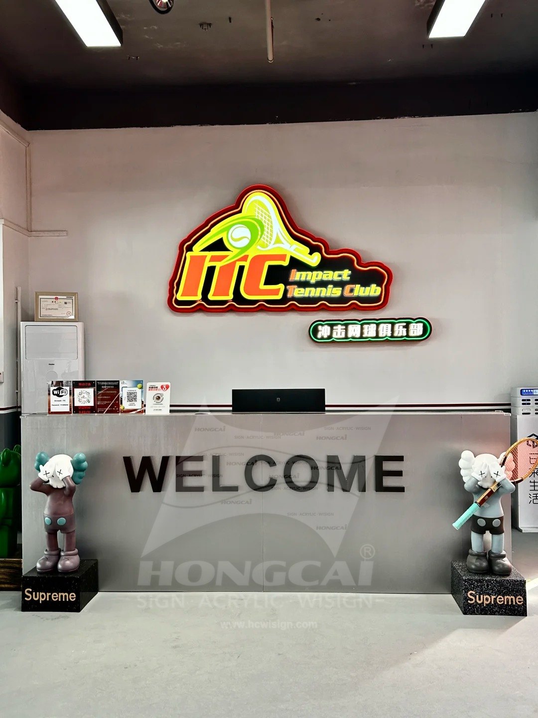 Creative Signage Case 24 4