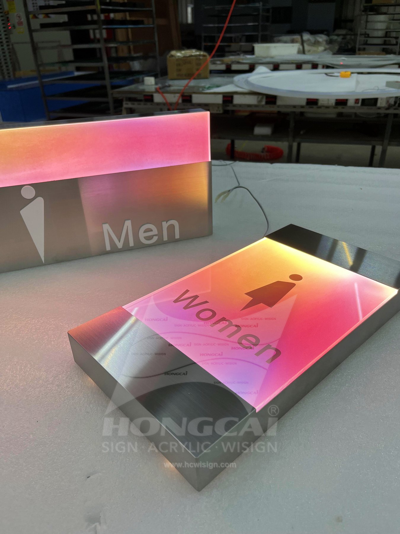 Door Signs Case 04