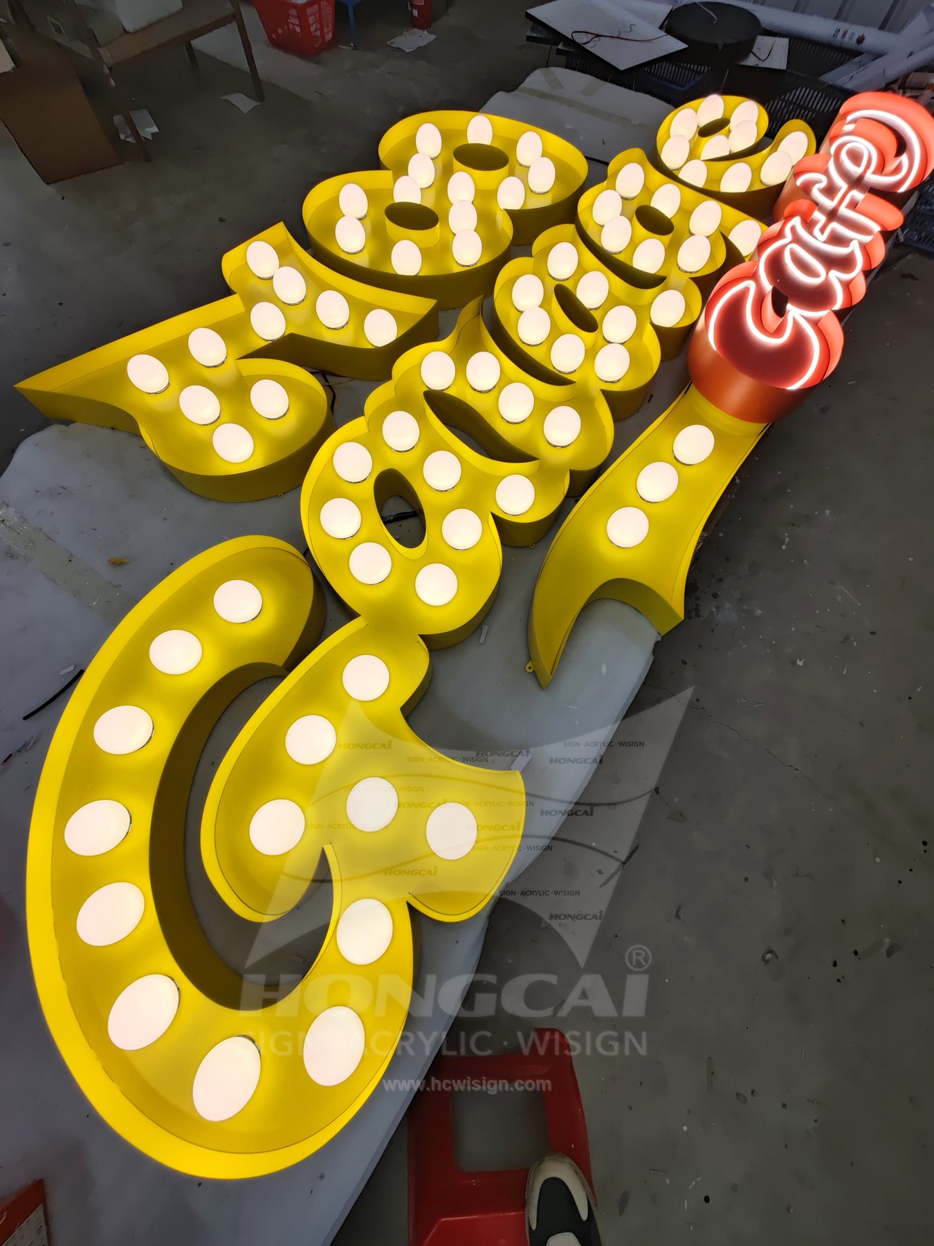 Bulb Letter Sign - 18 Garage