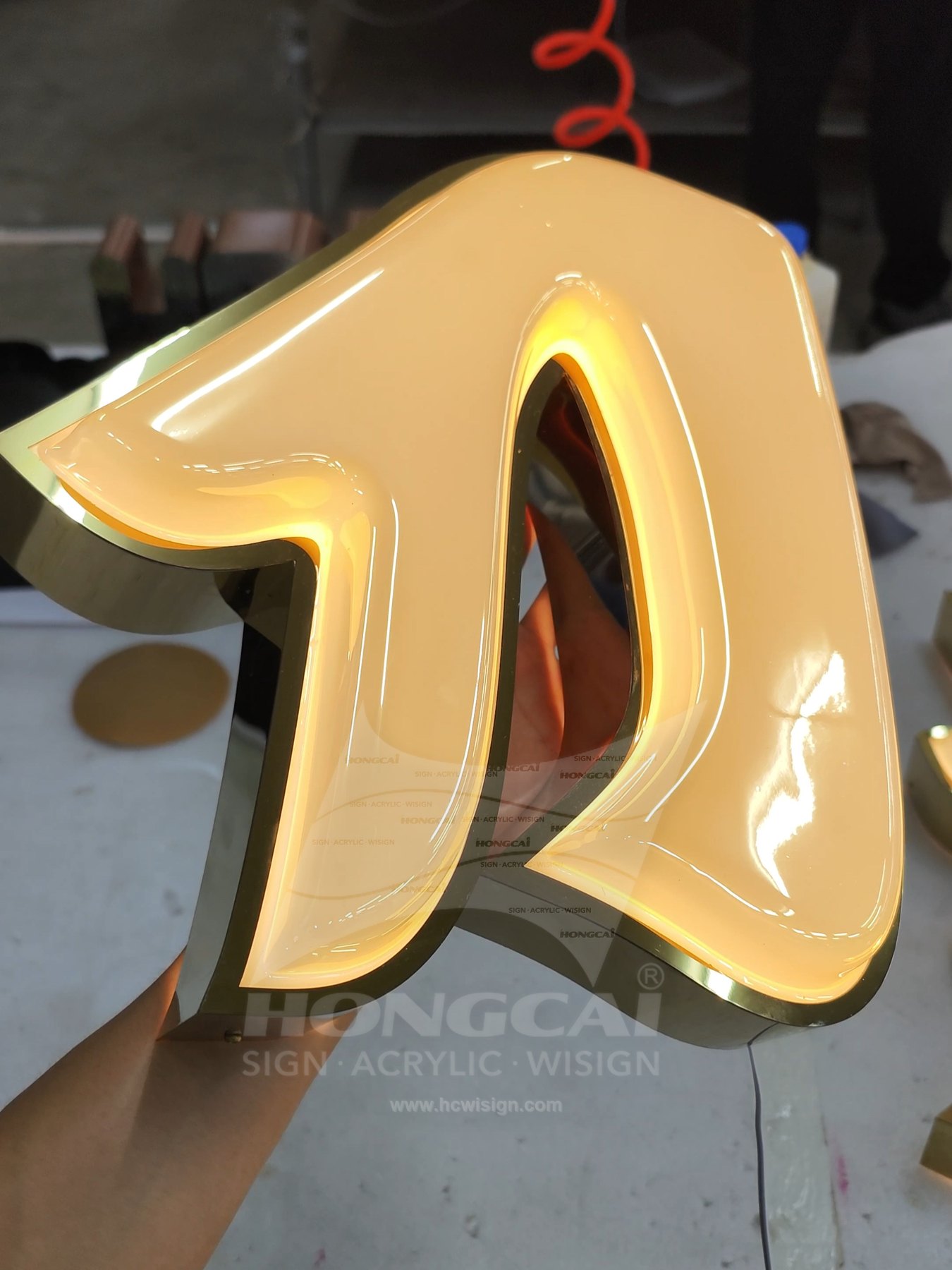 Storefront Illuminated Letters - Li Yin Rice Noodle Roll 5