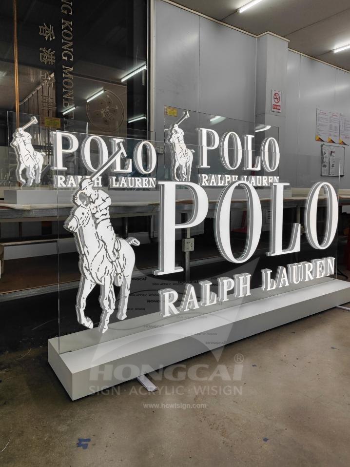 Custom directional wayfinding sign system
